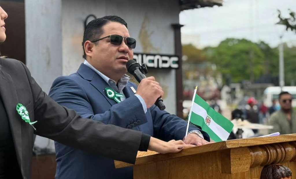 El Fiscal General Roger Mariaca en Santa Cruz.