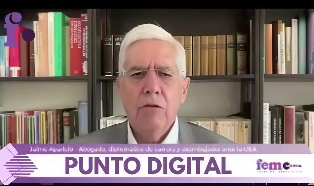 El exembajador de Bolivia ante la OEA, Jaime Aparicio, en entrevista con Punto Digital. (FEM Media)