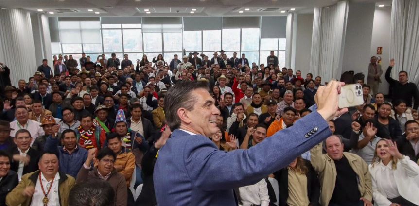 Paz retoma el diálogo sobre el modelo 50/50 con los alcaldes de las nueve capitales y El Alto este martes
