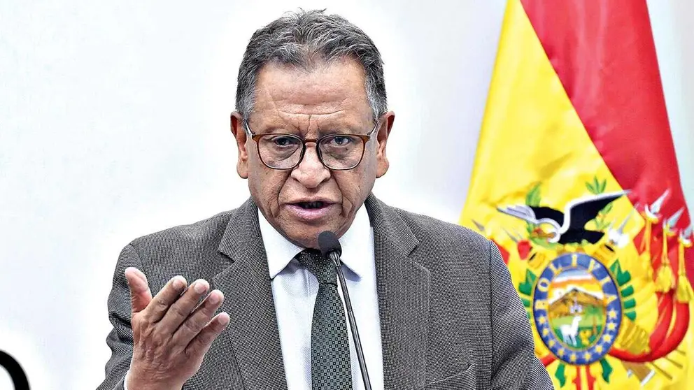 Oviedo afirma que desmantelaron una organización criminal que operaba desde el Ministerio Público