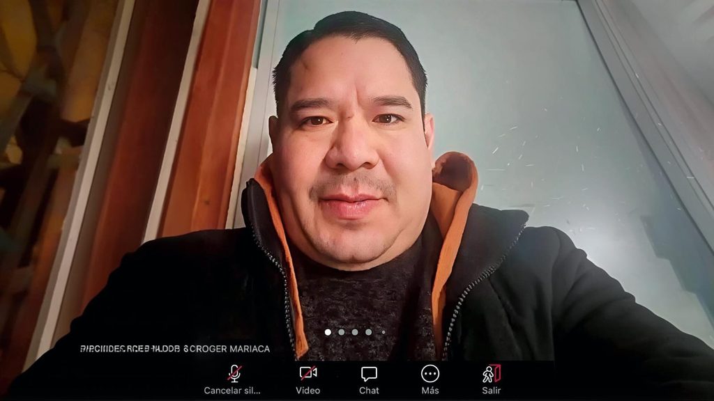 Imagen mejorada con IA del exfiscal Roger Mariaca.
