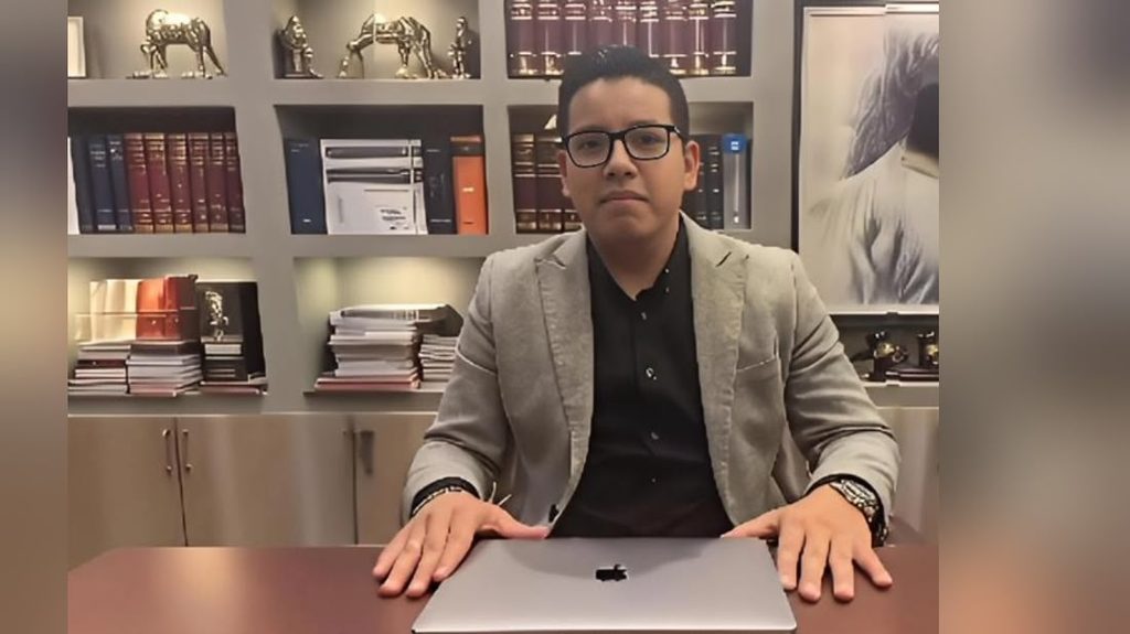 El abogado penalista Eddy Ordóñez Tapia fue posesionado este lunes como nuevo fiscal departamental interino de Cochabamba.