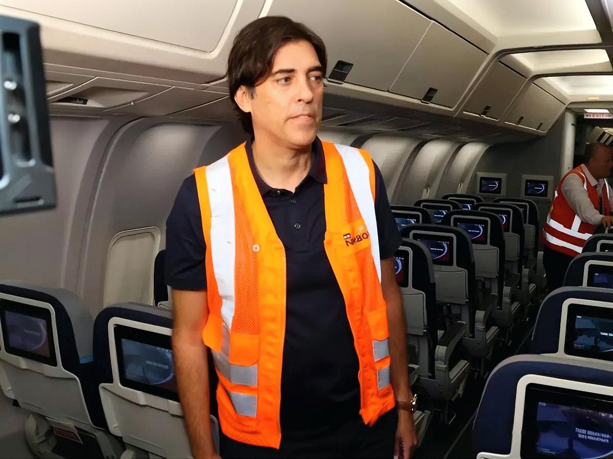Gobierno y trabajadores de BoA instalan mesa de diálogo para analizar plan de recuperación de la aerolínea estatal