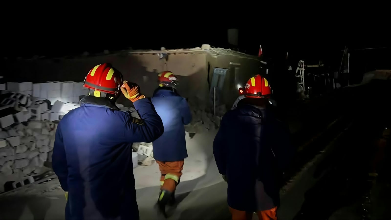 Un potente terremoto de magnitud 7,0 sacude el Tíbet en China y deja al menos 16 muertos