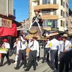 Entrada Autóctona en honor a la Virgen del Amparo.