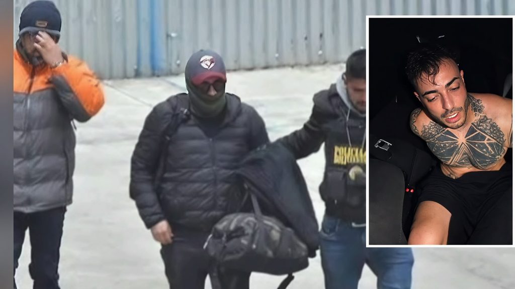 El capitán Guillermo Ruiz es trasladado por la Policía en La Paz.