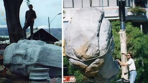 La escultura “Diversidad en Equilibrio” emplazada hace 20 años en la plaza de Las Banderas.