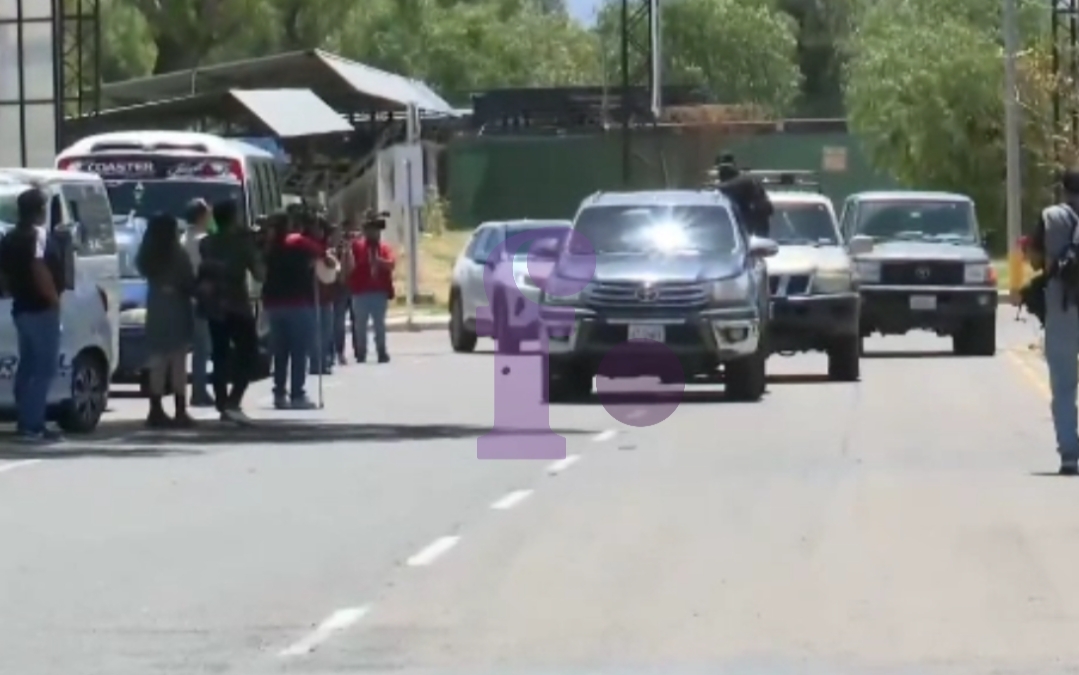 Zeballos llega a Cochabamba y es trasladado en una capsula de seguridad al penal de El Abra