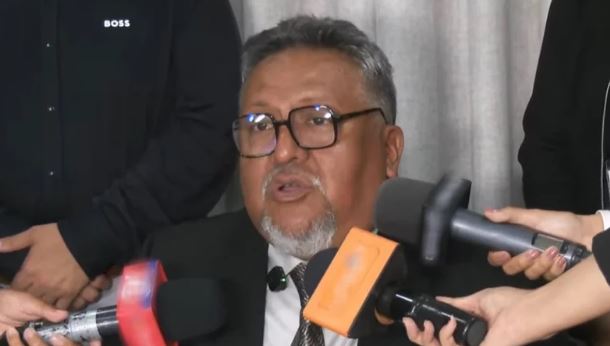 Queda en libertad el fiscal Luis Montaño tras ser arrestado por proclamarse Fiscal General